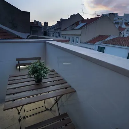 Διαμέρισμα ❀ Bistro Townhouse Downtown Lisbon-6rooms W Ac/tv *