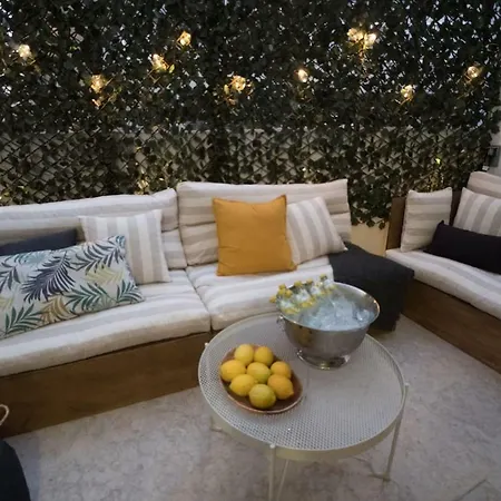 Appartamento ❀ Bistro Townhouse Downtown Lisbon-6rooms W Ac/tv