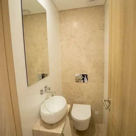Appartamento ❀ Bistro Townhouse Downtown Lisbon-6rooms W Ac/tv